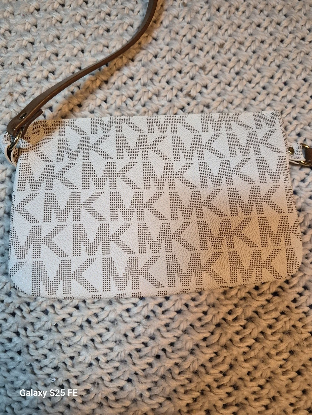 Michael Kors Signature Logo Pull Chain Belt Bag with Gold Hardware, 7.5×5, EUC
